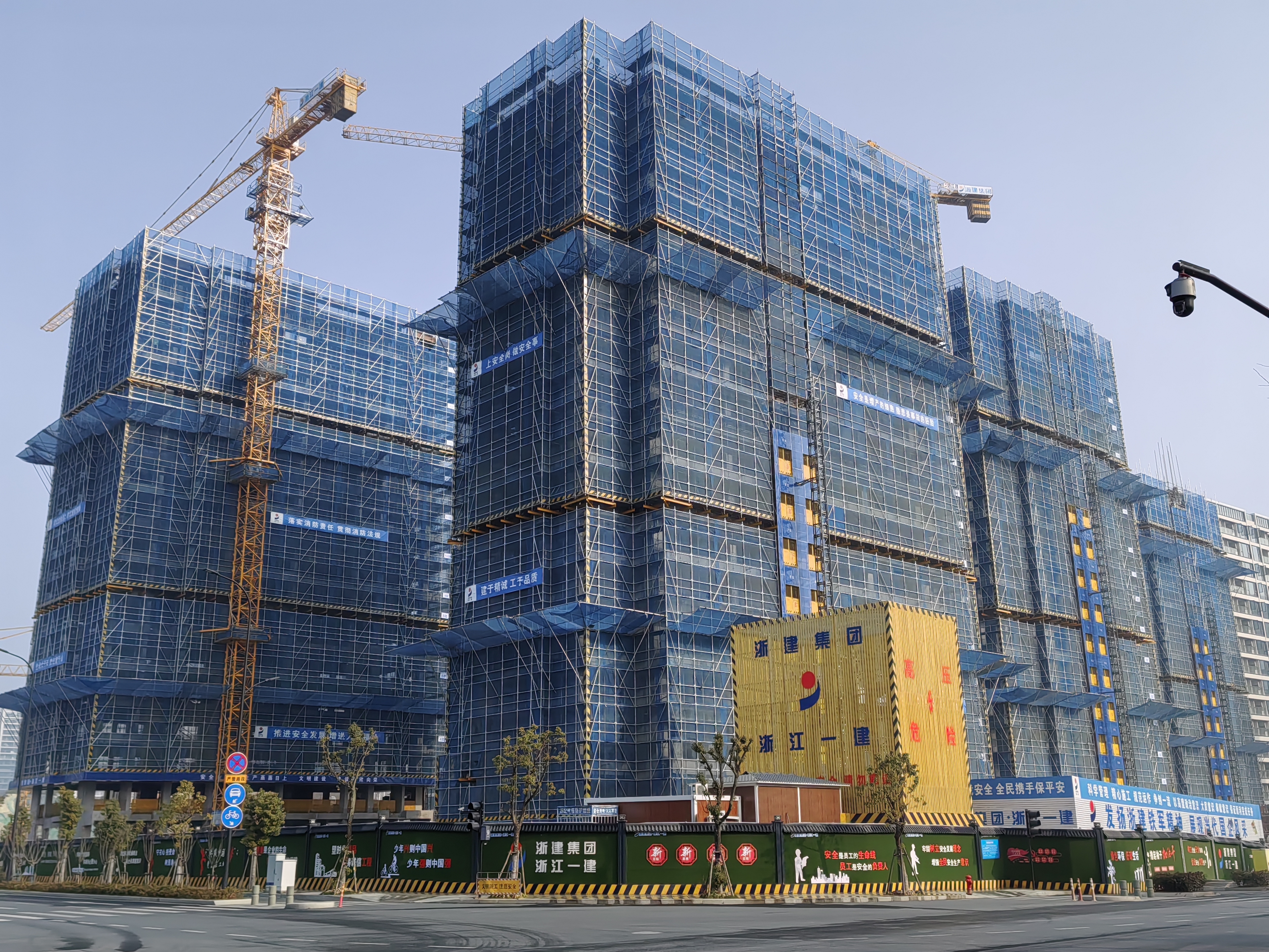 浙江一建，浙江一建青航人才公寓二期項目在臨安區(qū)綜合執(zhí)法大檢查暨建設工程合同履約情況檢查中獲得好評.jpg
